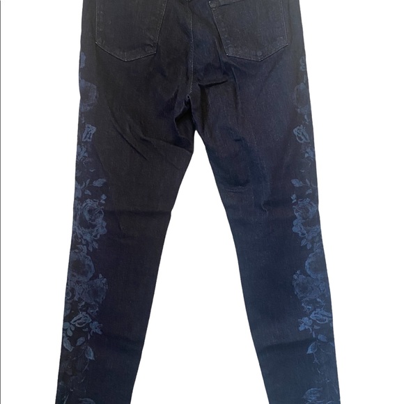 J Brand Super Skinny Mid-Rise Jeans - Picture 3 of 13